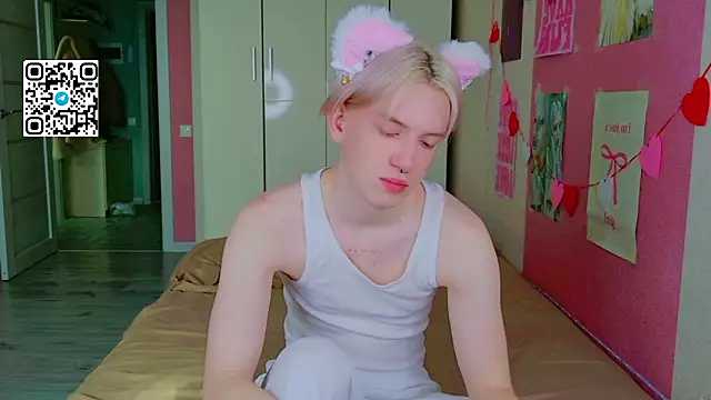 Snapshot of Ron_Vilss chatting on 03.14.26 Ron Vilss online show from 03.14.26