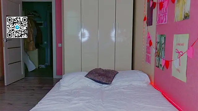 Snapshot of Ron_Vilss chatting on 03.15.26 Ron Vilss online show from 03.15.26