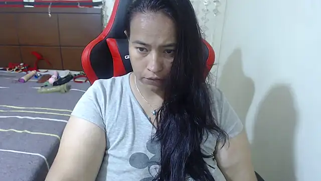 Snapshot of BustySexy_Nataly chatting on 05.23.26 BustySexy Nataly online show from 05.23.26