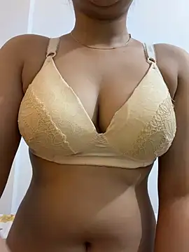 Divya-03 online show from 04.18.26