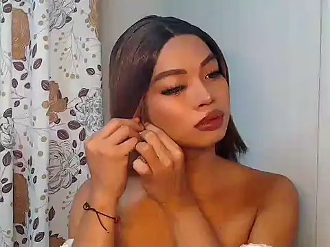 Snapshot of girlyteengrl chatting on 03.07.26 girlyteengrl online show from 03.07.26