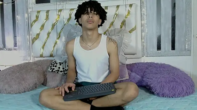 Snapshot of ian_smith_ chatting on 02.26.26 ian smith online show from 02.26.26