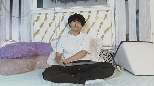 ian smith  online show from 04.14.26