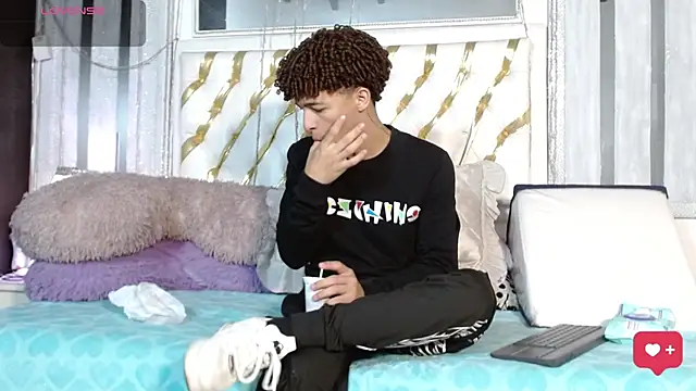 Snapshot of ian_smith_ chatting on 07.10.26 ian smith online show from 07.10.26