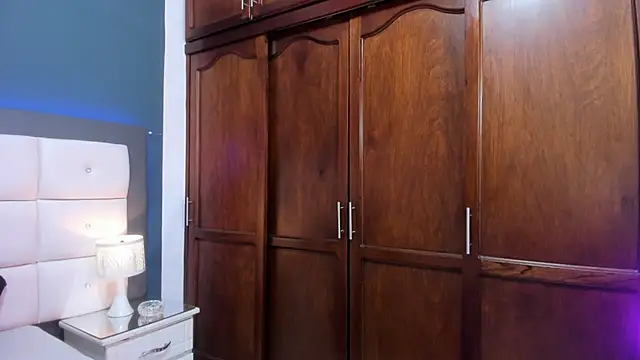 Snapshot of RED_VIOLETH chatting on 02.02.26 RED VIOLETH online show from 02.02.26