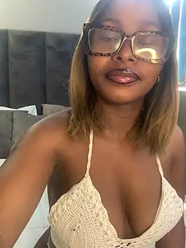 SexyLaylahx online show from 02.03.26