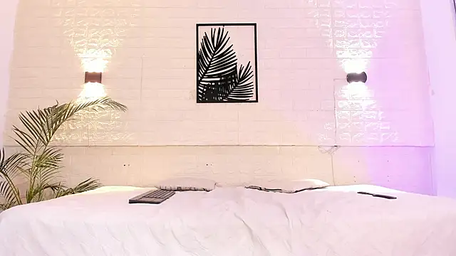 Snapshot of victoriazans chatting on 02.20.26 victoriazans online show from 02.20.26