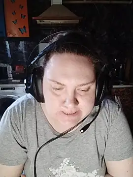 MaryShiny  online show from 04.13.26