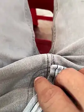 Snapshot of Castrol1289 chatting on 02.22.26 Castrol1289 online show from 02.22.26