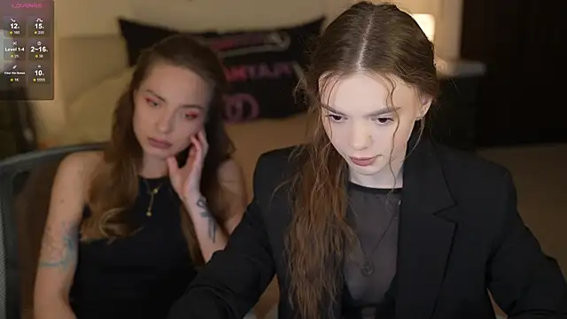Snapshot of Zlata_Sky chatting on 05.27.26 Zlata Sky online show from 05.27.26
