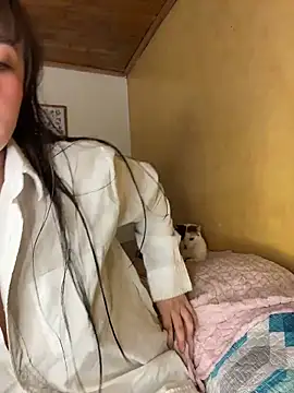 Snapshot of LilaRvsh chatting on 03.04.26 LilaRvsh online show from 03.04.26