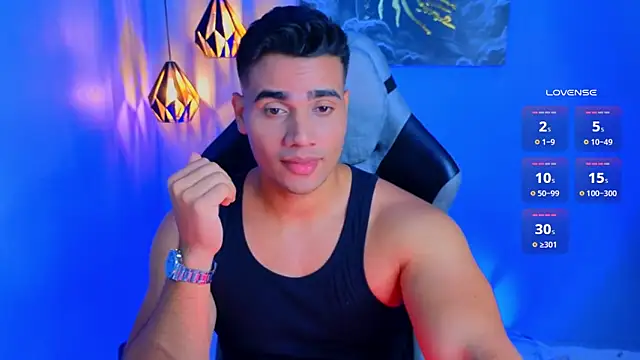 Snapshot of AndresRodriguez1 chatting on 02.16.26 AndresRodriguez1 online show from 02.16.26