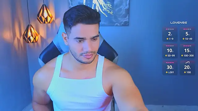 AndresRodriguez1 online show from 04.18.26