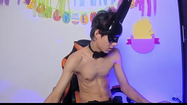 Senpai Lover  online show from 04.04.26