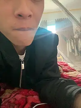 Snapshot of tuncube chatting on 03.03.26 tuncube online show from 03.03.26