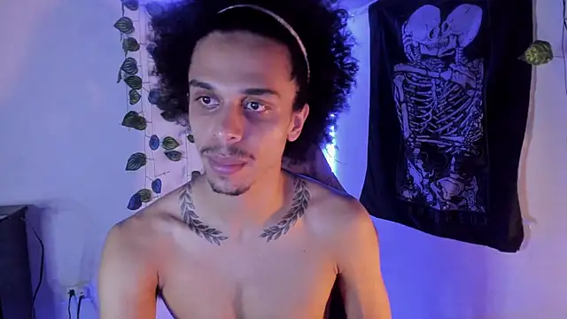 Snapshot of Aaron_Hopper chatting on 03.03.26 Aaron Hopper online show from 03.03.26