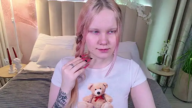 AnnieVibe online show from 03.31.26