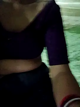 Royal hotti0011 online show from 04.18.26