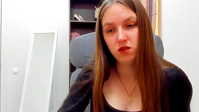 Snapshot of Nessi-Morris chatting on 02.28.26 Nessi-Morris online show from 02.28.26