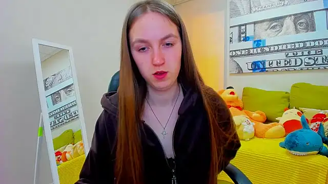 Snapshot of Nessi-Morris chatting on 03.02.26 Nessi-Morris online show from 03.02.26