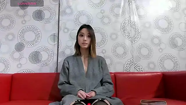 Snapshot of erinaka123 chatting on 04.05.26 erinaka123 online show from 04.05.26