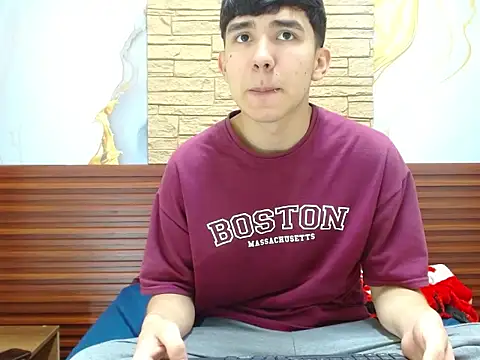 massimoferrera303av online show from 02.25.26