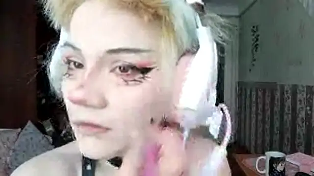 Snapshot of KathernSaulters chatting on 03.04.26 KathernSaulters online show from 03.04.26