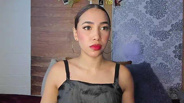 LiaHansson00 online show from 04.24.26