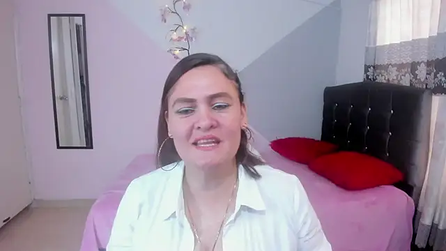 Hi  kitty  online show from 02.10.26