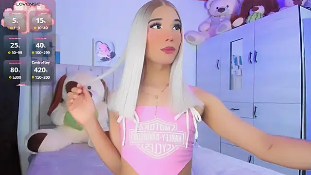 Snapshot of baby_cleo_ chatting on 02.07.26 baby cleo online show from 02.07.26