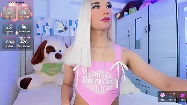 Snapshot of baby_cleo_ chatting on 03.11.26 baby cleo online show from 03.11.26