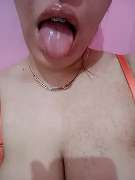 kamilia sexyy online show from 04.06.26