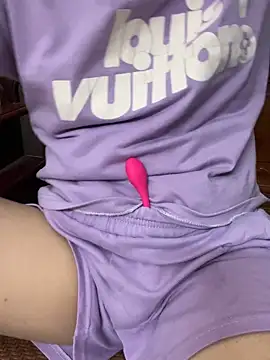 Yinini online show from 05.03.26