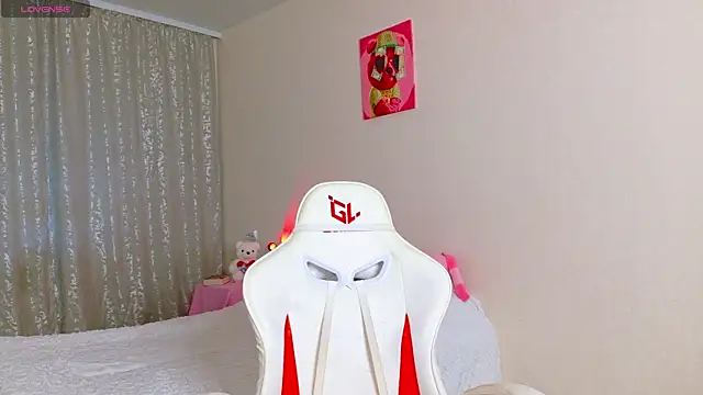 peachiee  online show from 05.16.26