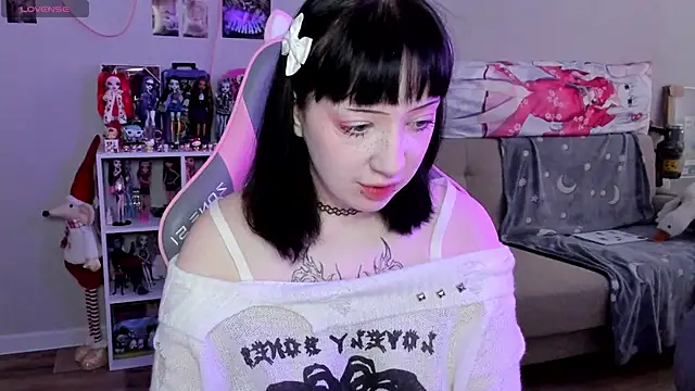 MollysLand online show from 02.06.26