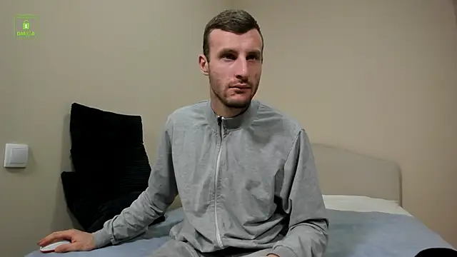 Deymond Russo online show from 02.18.26