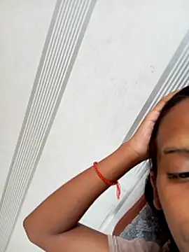 loveofpetitegirls34 online show from 04.21.26