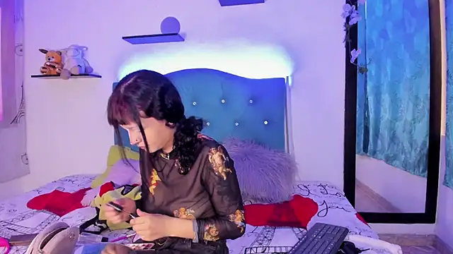 Gemma honey online show from 02.18.26