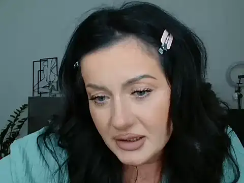 Snapshot of Jasmin0e chatting on 03.25.26 Jasmin0e online show from 03.25.26