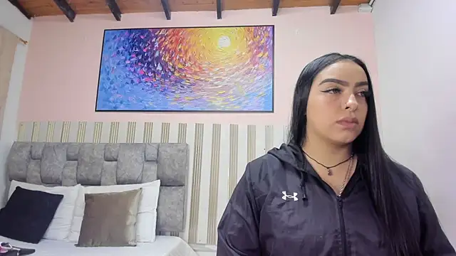 nina glow online show from 04.20.26