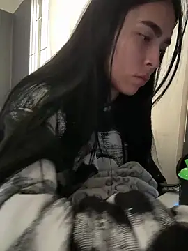 Snapshot of Sara_Fernandez_ chatting on 02.24.26 Sara Fernandez online show from 02.24.26