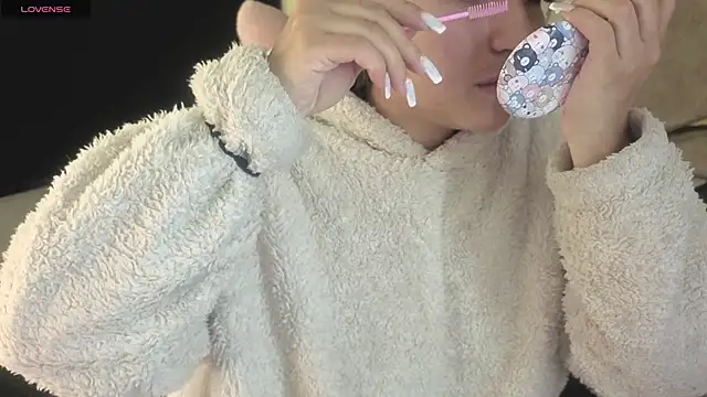 Dahiana Dmour  online show from 03.21.26