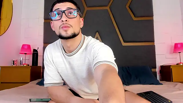 valenssio moretti online show from 04.11.26