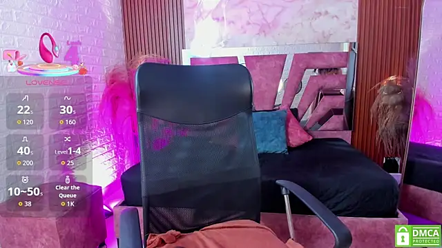 Snapshot of brendakarts chatting on 03.04.26 brendakarts online show from 03.04.26