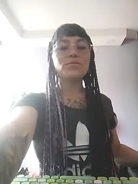 missfungi8 online show from 02.16.26