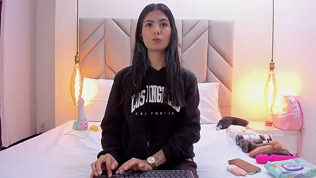 IsabellaFoox online show from 05.22.26