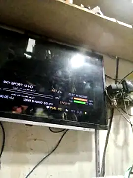 Snapshot of Aww21 chatting on 02.14.26 Aww21 online show from 02.14.26