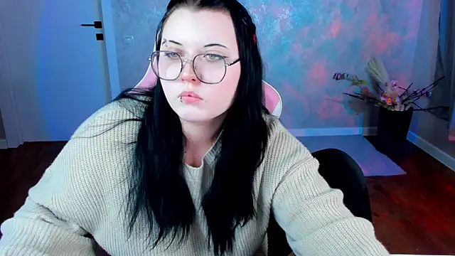 Kira G0ld online show from 04.13.26