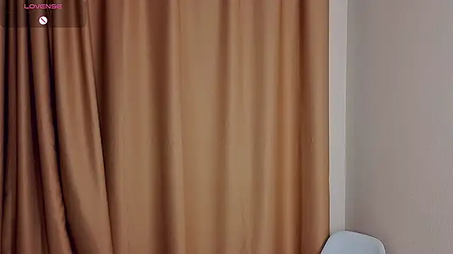 SupakuChan online show from 02.13.26