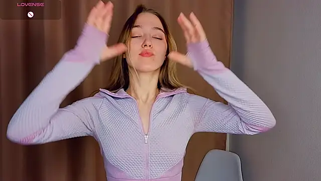 SupakuChan online show from 02.28.26